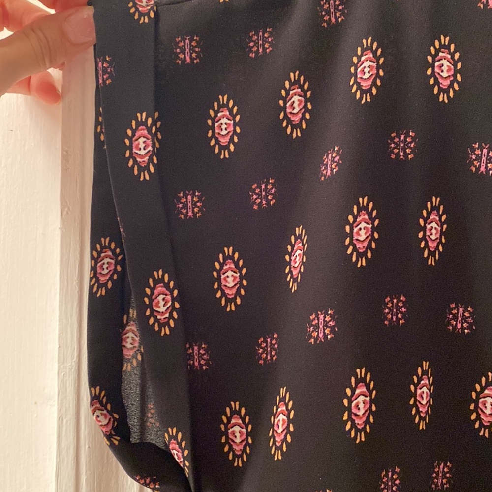 Flowy top - Picture 4 of 6